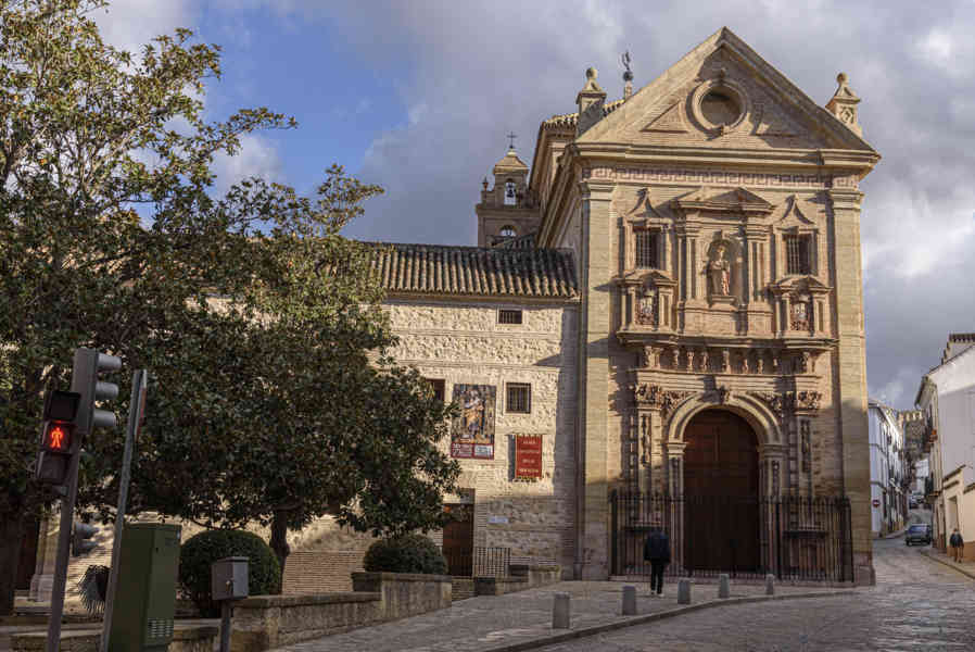 Málaga - Antequera 11 - museo conventual de las Descalzas.jpg
